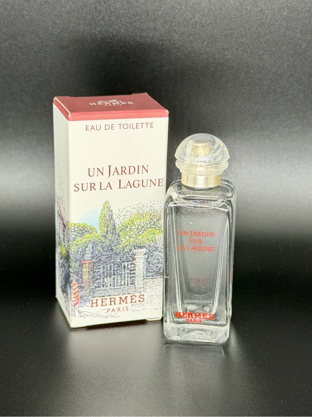 Mini Perfume - Picture 1 of 2